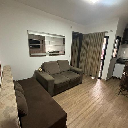 1810 - Flat Para Temporada Em Goiania-Proximo Ao Parque Areiao Exteriör bild