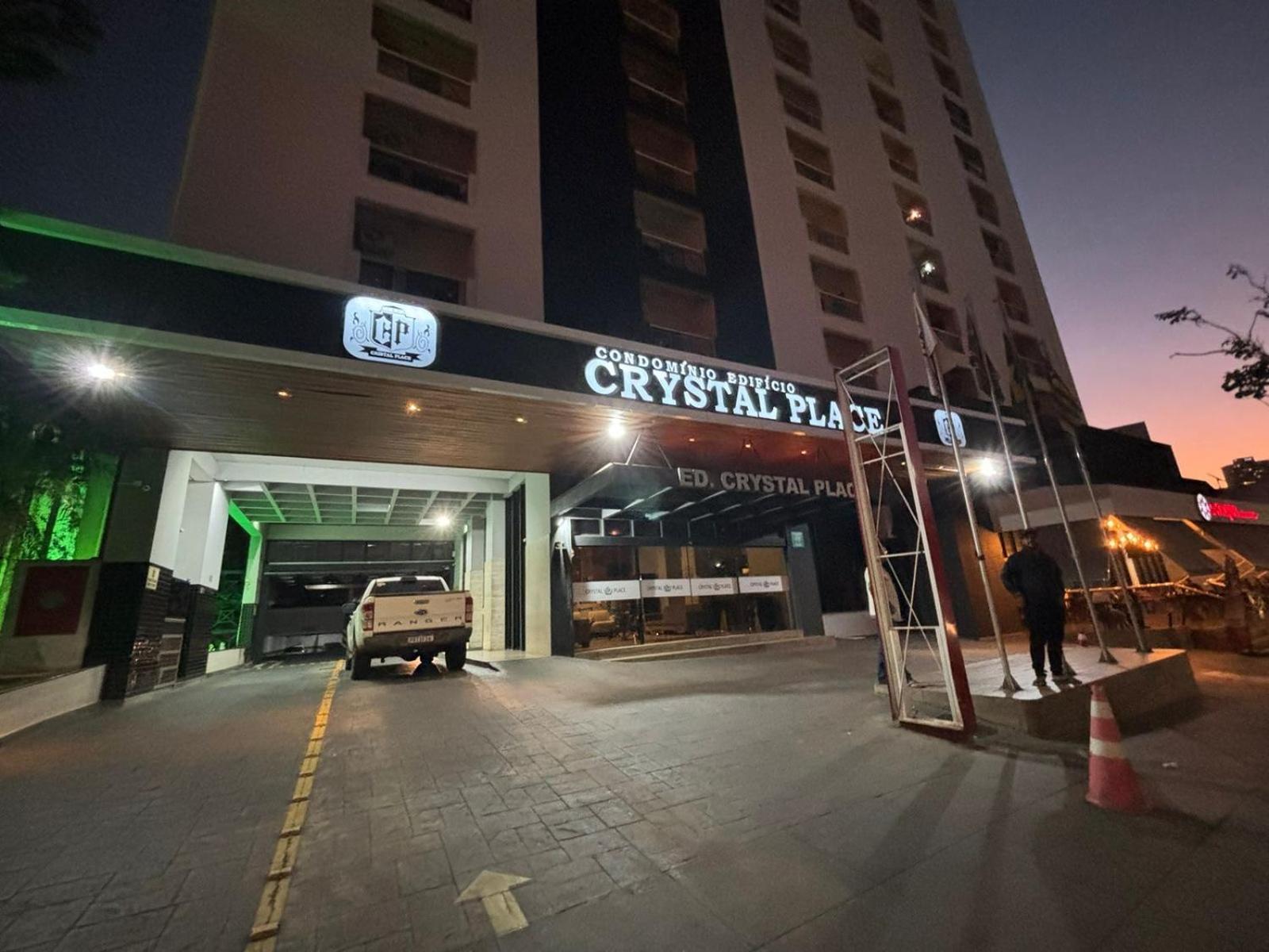 1810 - Flat Para Temporada Em Goiania-Proximo Ao Parque Areiao Exteriör bild