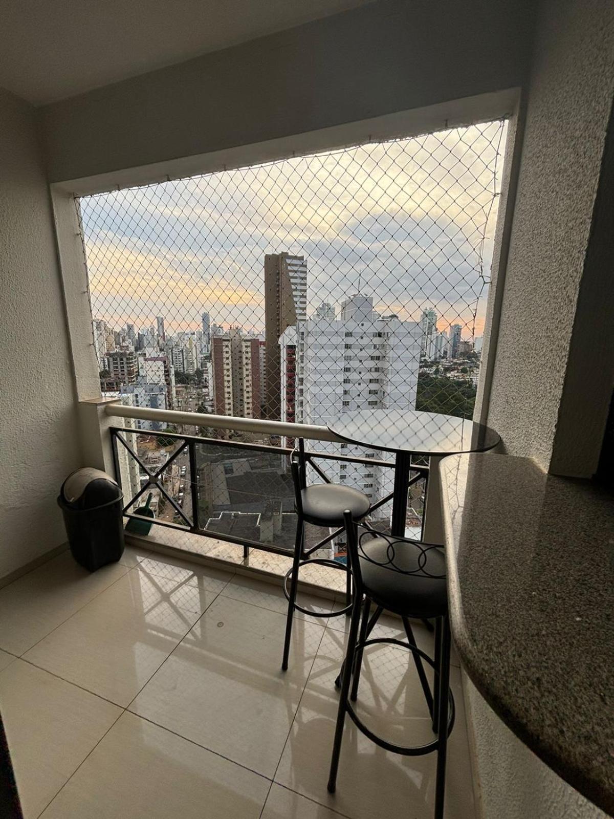 1810 - Flat Para Temporada Em Goiania-Proximo Ao Parque Areiao Exteriör bild
